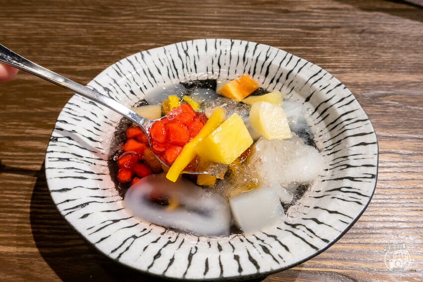 台中市北屯區大城享泰食 | 台中大坑人氣餐廳，美味泰式料料理征服無數來往饕客～