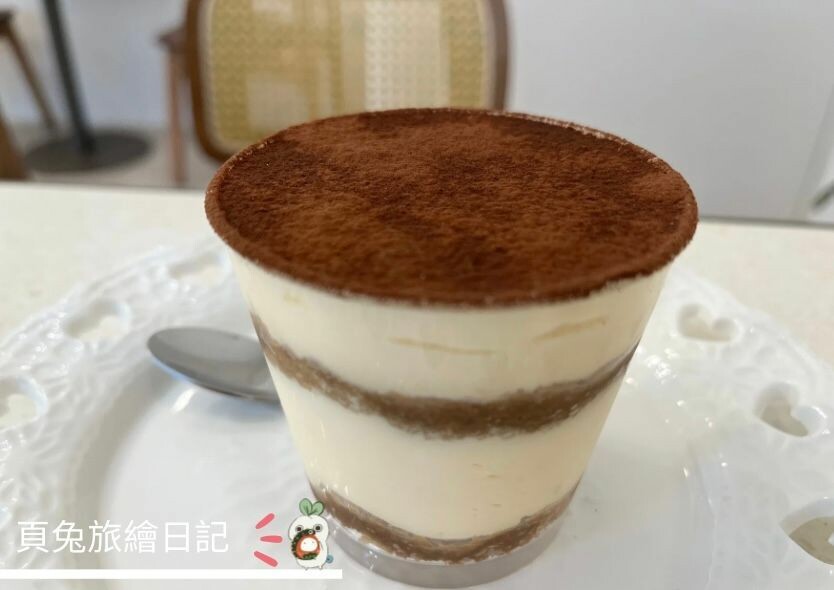 [發胖日記-甜點篇]苗栗｜苑裡｜裏房甜點｜海邊小鎮也有文青乾燥花系咖啡廳，周末不用再跑台北