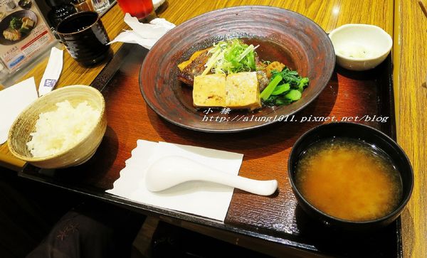 大戶屋(漢神店)：大戶屋 / 致力呈現原汁原味日式家庭料理 / 高雄漢神B3