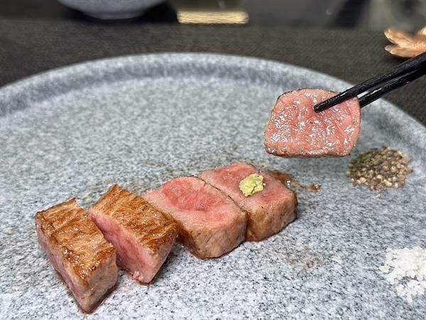 新北市淡水區[淡水美食] 全台最美的約會景觀餐廳「明水然．樂」(淡水中山店) 高CP值無菜單鐵板燒，只要1600起 日本A5和