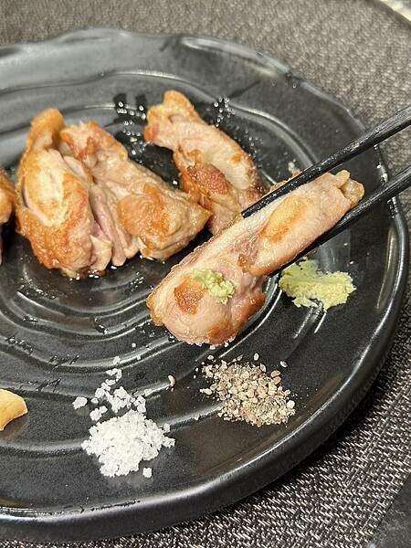 新北市淡水區[淡水美食] 全台最美的約會景觀餐廳「明水然．樂」(淡水中山店) 高CP值無菜單鐵板燒，只要1600起 日本A5和