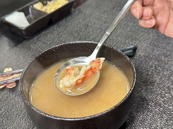 新北市淡水區[淡水美食] 全台最美的約會景觀餐廳「明水然．樂」(淡水中山店) 高CP值無菜單鐵板燒，只要1600起 日本A5和