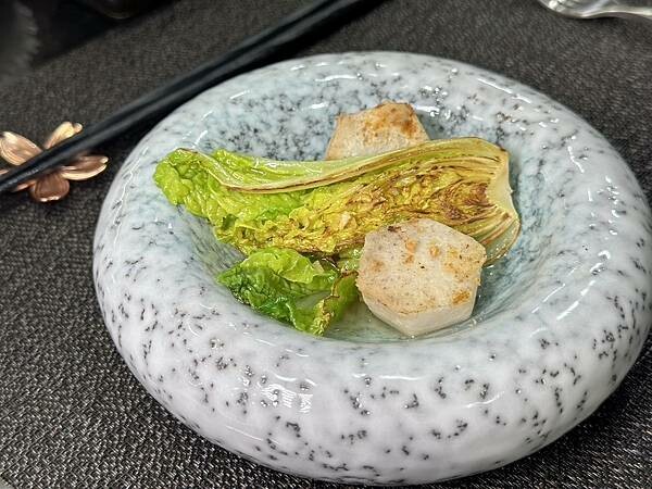 新北市淡水區[淡水美食] 全台最美的約會景觀餐廳「明水然．樂」(淡水中山店) 高CP值無菜單鐵板燒，只要1600起 日本A5和