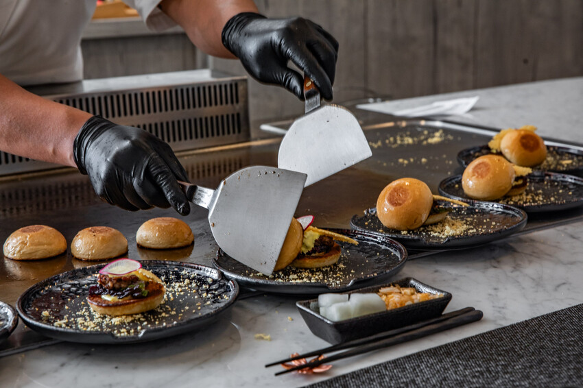 此生必嚐十大高CP值無菜單鐵板燒！不預約就吃不到，一位難求的無菜單鐵板燒插旗礁溪