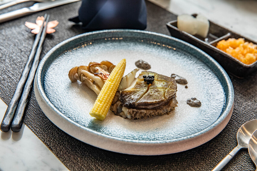 此生必嚐十大高CP值無菜單鐵板燒！不預約就吃不到，一位難求的無菜單鐵板燒插旗礁溪