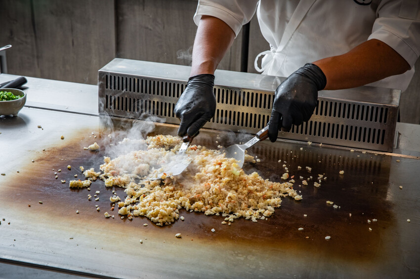 此生必嚐十大高CP值無菜單鐵板燒！不預約就吃不到，一位難求的無菜單鐵板燒插旗礁溪