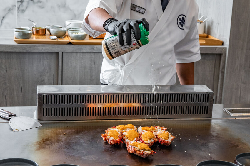 此生必嚐十大高CP值無菜單鐵板燒！不預約就吃不到，一位難求的無菜單鐵板燒插旗礁溪