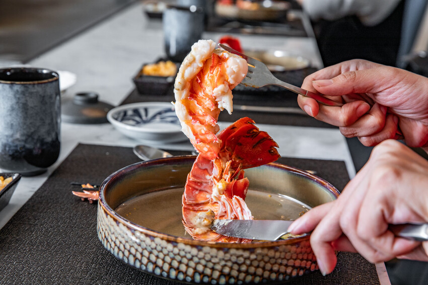 此生必嚐十大高CP值無菜單鐵板燒！不預約就吃不到，一位難求的無菜單鐵板燒插旗礁溪