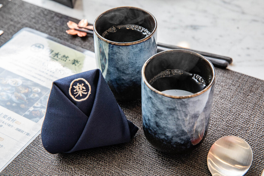 此生必嚐十大高CP值無菜單鐵板燒！不預約就吃不到，一位難求的無菜單鐵板燒插旗礁溪