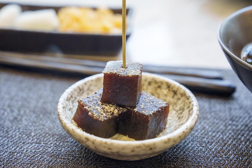 宜蘭最美無菜單鐵板燒|明水然.樂 宜蘭礁溪店,高CP值無菜單鐵板燒1600起活龍蝦 A5和牛 干貝 現流魚通通吃得到