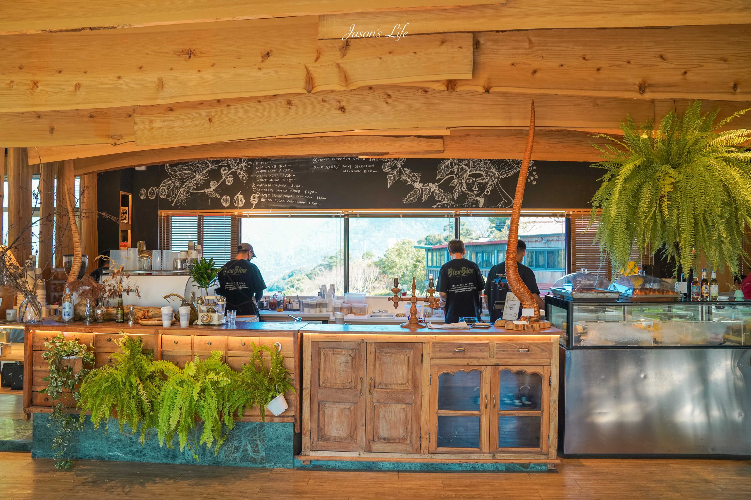 南投清境景觀咖啡廳！Mountain bica cafe不限時夢幻景觀，享壯闊山景下午茶。