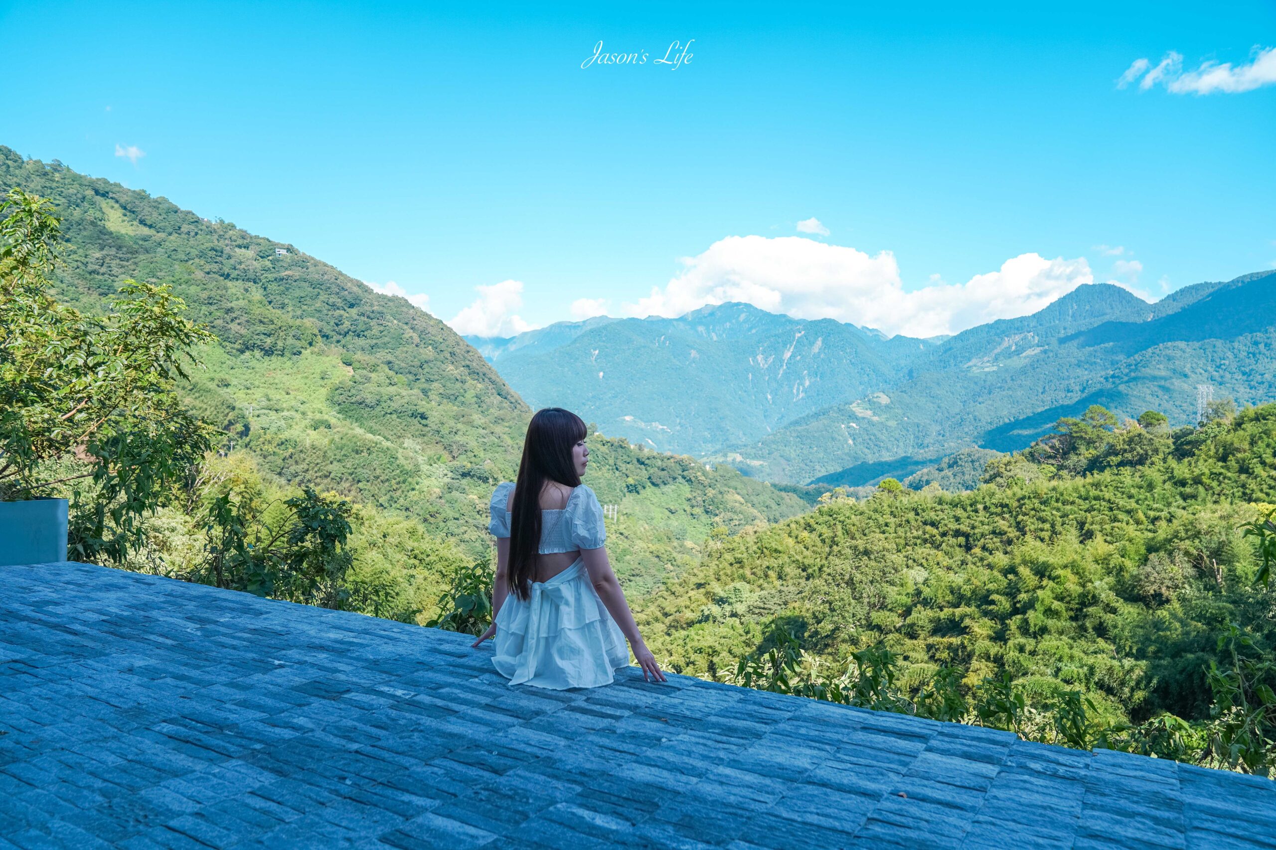 南投清境景觀咖啡廳！Mountain bica cafe不限時夢幻景觀，享壯闊山景下午茶。