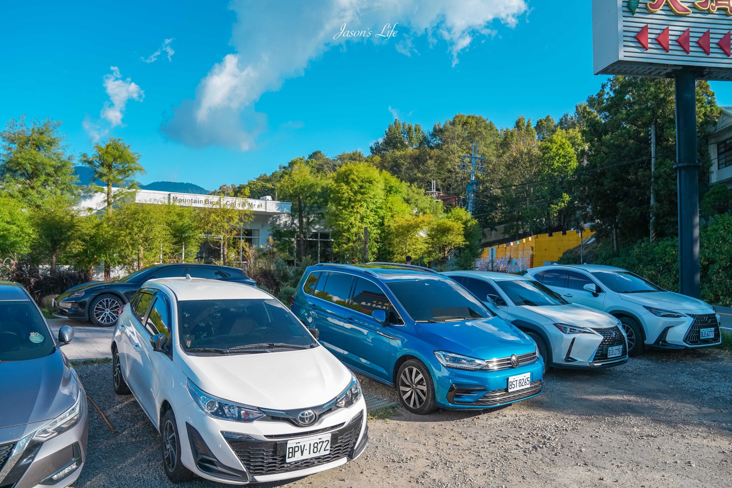 南投清境景觀咖啡廳！Mountain bica cafe不限時夢幻景觀，享壯闊山景下午茶。