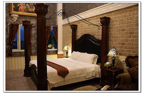 《幸福行》宜蘭冬山‧芯園~我的夢中城堡 溜滑梯 城堡民宿 禮服租借拍照