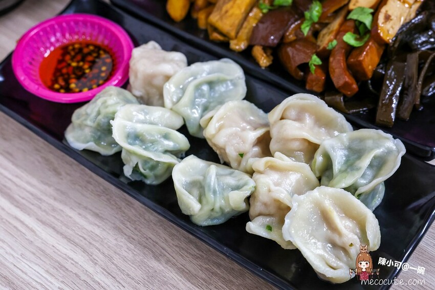 新北市五股區【新北五股美食】一碗控肉飯、大腸麵線、滷味、乾麵推薦！有外送