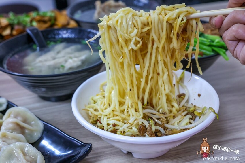 新北市五股區【新北五股美食】一碗控肉飯、大腸麵線、滷味、乾麵推薦！有外送