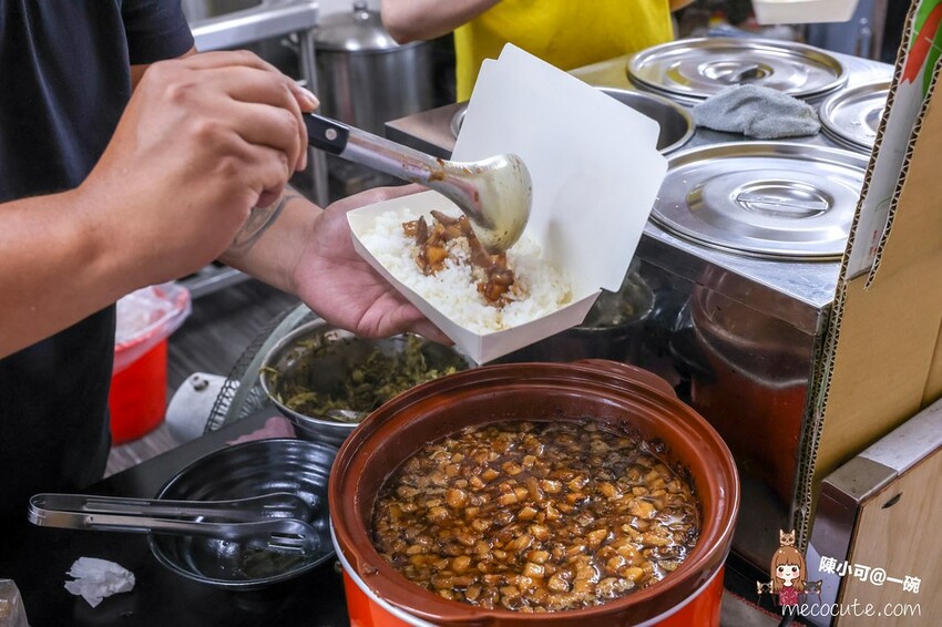 新北市五股區【新北五股美食】一碗控肉飯、大腸麵線、滷味、乾麵推薦！有外送