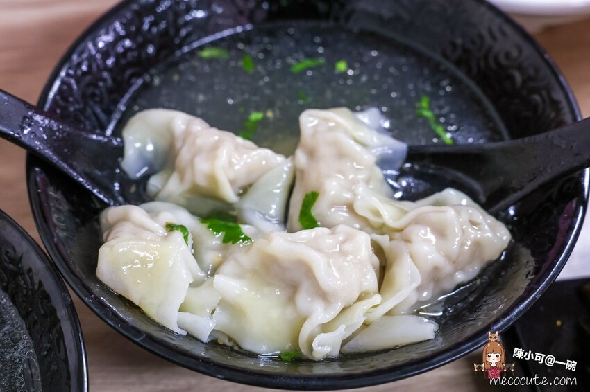 新北市五股區【新北五股美食】一碗控肉飯、大腸麵線、滷味、乾麵推薦！有外送