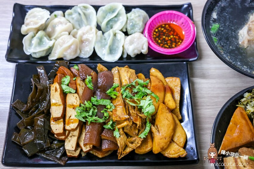 新北市五股區【新北五股美食】一碗控肉飯、大腸麵線、滷味、乾麵推薦！有外送