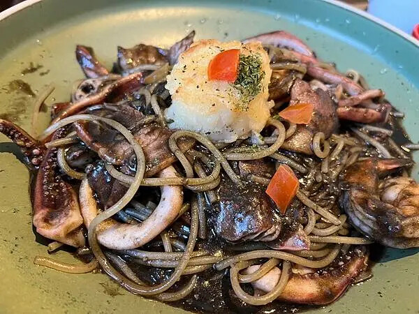 LINE_ALBUM_出國前的圖片_250209_6 LINE_ALBUM_出國前的圖片_250209_6