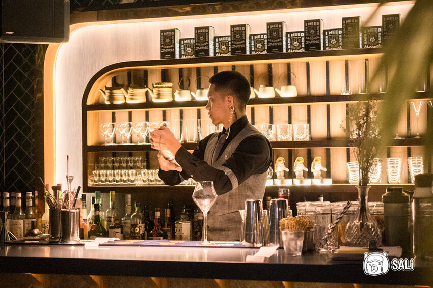 Echo Chamber Club 無心戒酒互助會｜台北餐酒館推薦，西門町必訪，微醺好去處 - 莎笠，小日子