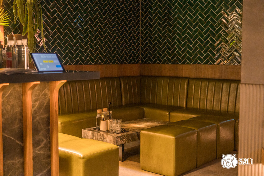 Echo Chamber Club 無心戒酒互助會｜台北餐酒館推薦，西門町必訪，微醺好去處 - 莎笠，小日子
