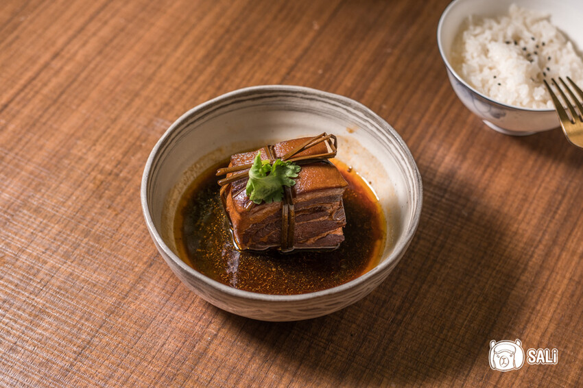Echo Chamber Club 無心戒酒互助會｜台北餐酒館推薦，西門町必訪，微醺好去處 - 莎笠，小日子