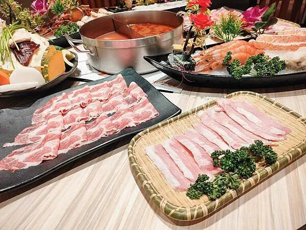 🍴〔餐廳×嘉義〕橘子火鍋 | 南部最強麻辣火鍋，高CP值超人