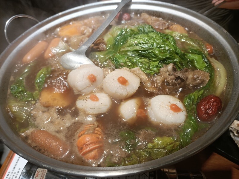 台北捷運劍潭站串烤美食推薦士林串燒熱呼呼的平價火鍋/