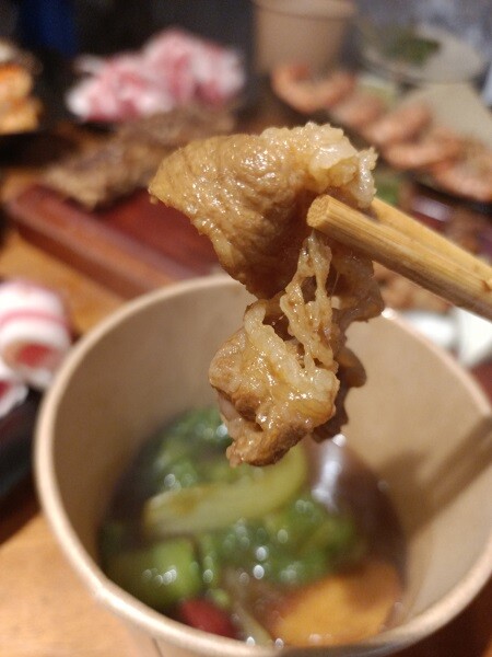 台北捷運劍潭站串烤美食推薦士林串燒熱呼呼的平價火鍋/