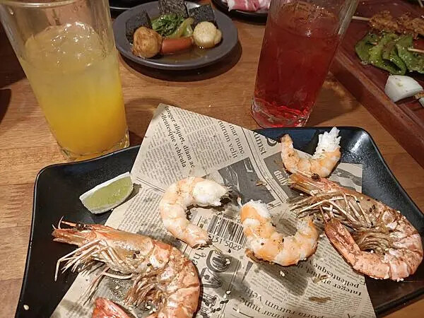 台北捷運劍潭站串烤美食推薦士林串燒熱呼呼的平價火鍋/