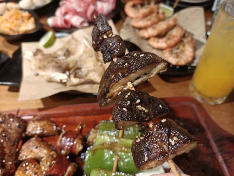 台北捷運劍潭站串烤美食推薦士林串燒熱呼呼的平價火鍋/