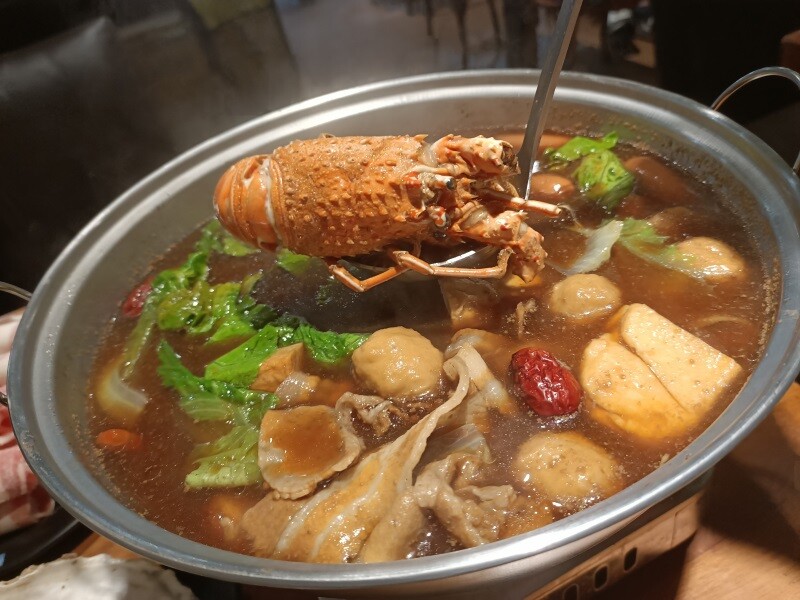 台北捷運劍潭站串烤美食推薦士林串燒熱呼呼的平價火鍋/