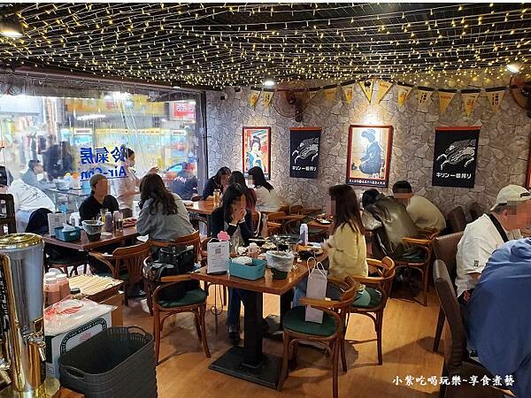 士林串燒-內用環境 (2).jpg