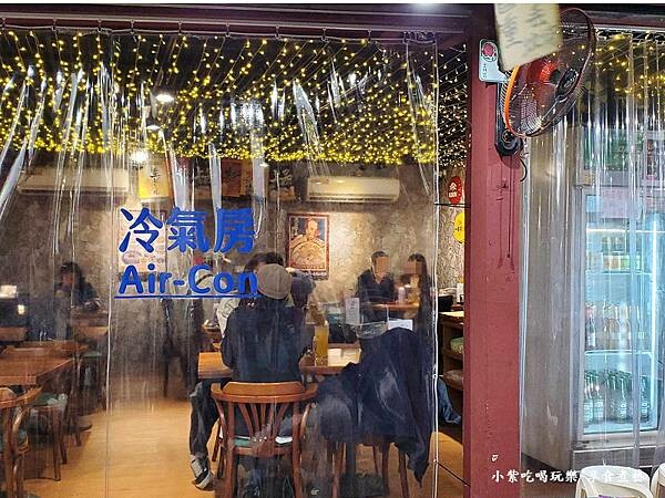 士林串燒-內用環境 (1).jpg