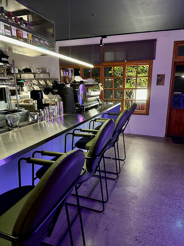 日落,早咖晚酒,走進眷村