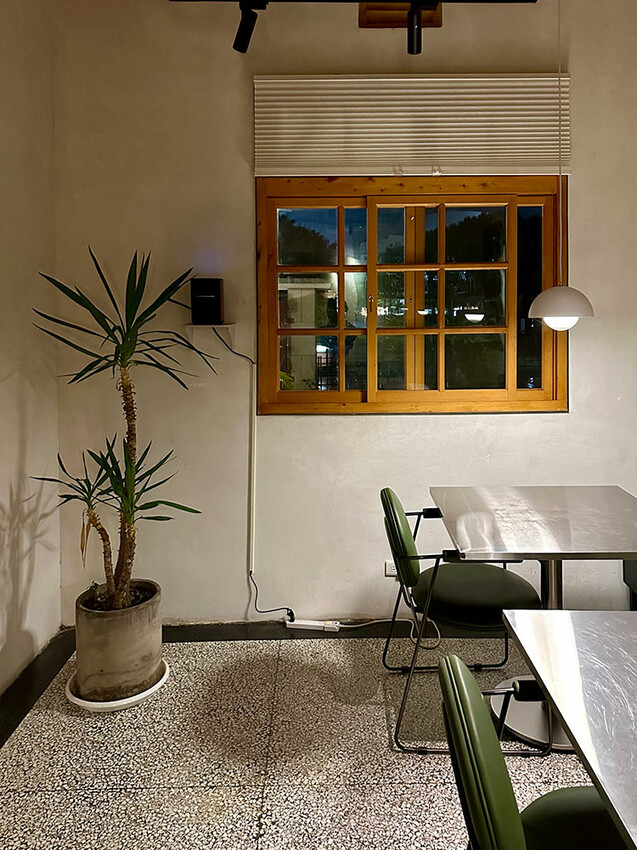 日落,早咖晚酒,走進眷村