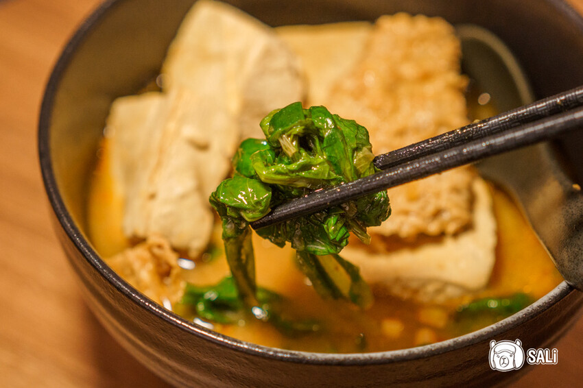 兄長逆襲 有心臭豆腐二代店|彰化臭豆腐推薦,還有麻辣臭豆腐,紅茶喝到飽 - 莎笠,小日子