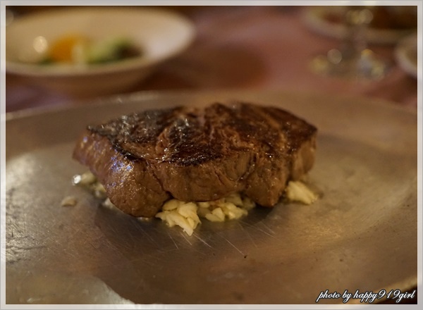[高雄]老字號西餐廳 顛覆牛排吃法的既定印象★鴻賓牛排館