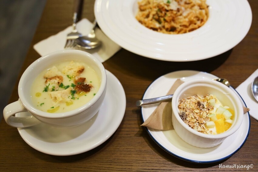 新北市新店區【食￭小碧潭】le nord北方/小碧潭捷運站咖啡廳/精選盆栽販售/小碧潭下午茶推薦/小碧潭甜點推薦