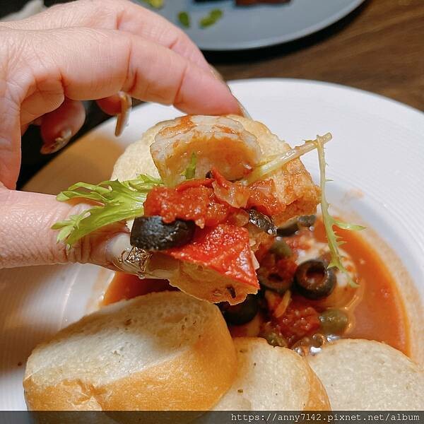 [餐酒館｜台北酒吧推薦]Dobar_北車店沙發酒吧-CP