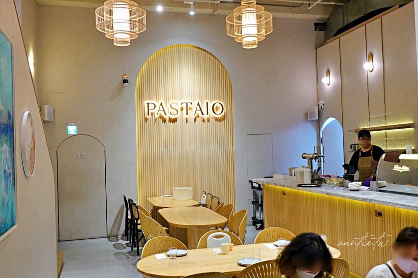 台北市內湖區【台北】內湖|PASTAIO內湖店,胭脂蝦琴弦麵,五月限定手工緞帶麵