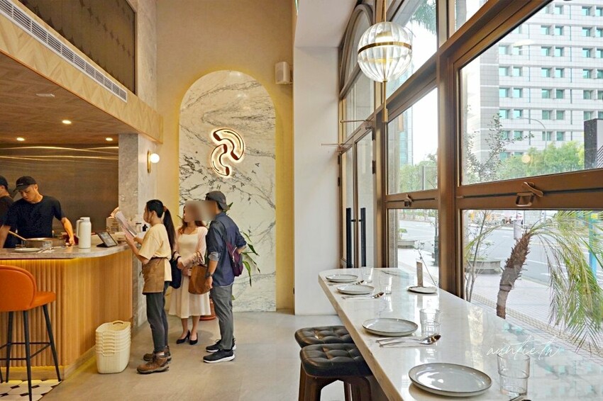 台北市內湖區【台北】內湖|PASTAIO內湖店,胭脂蝦琴弦麵,五月限定手工緞帶麵