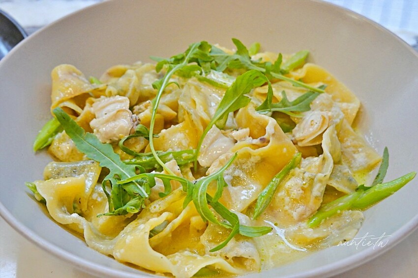 台北市內湖區【台北】內湖|PASTAIO內湖店,胭脂蝦琴弦麵,五月限定手工緞帶麵