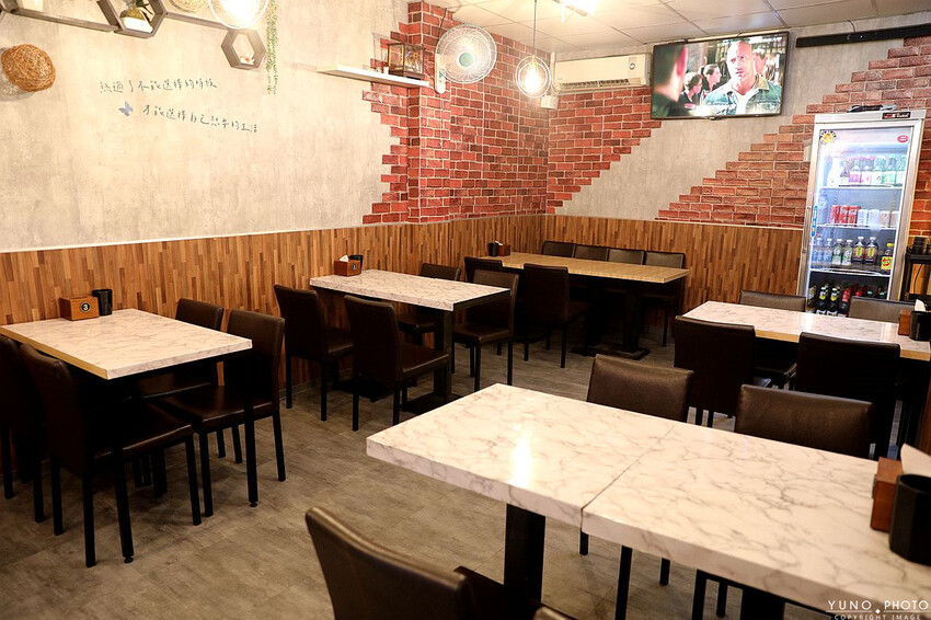 今於朝食&今於串燒酒食｜營業到凌晨兩點的深夜食堂 主打熱炒、串燒 搭配獨門醬汁涮嘴夠味 一吃就上癮。菜單價位(台中西屯)