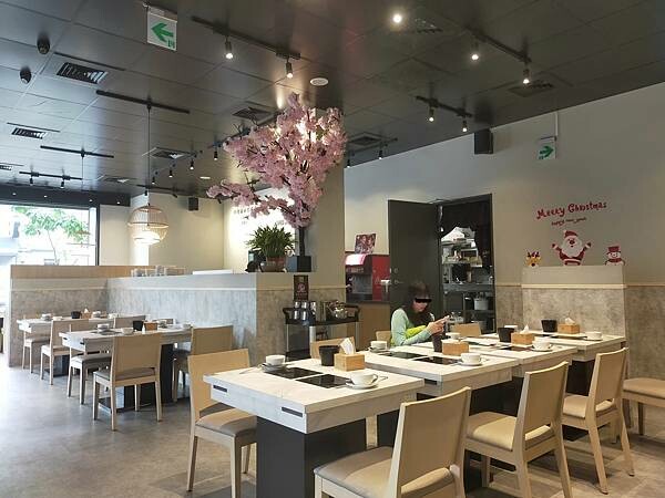 桃園八德築間幸福鍋物~