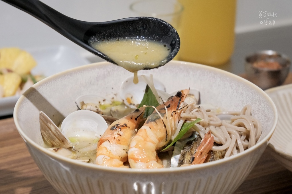 台中西區|隱身低調巷弄內濃湯麵 第四季菜單上線!帶來滿滿的清