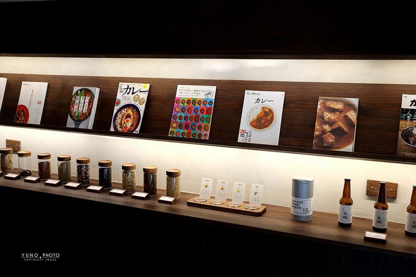 台中市西區每日限量80份！職人精神直火炭燒咖哩 激推超厚實腰內櫻花豬排咖哩和大人味慢燉豬頰｜壱絕咖哩(台中西區)