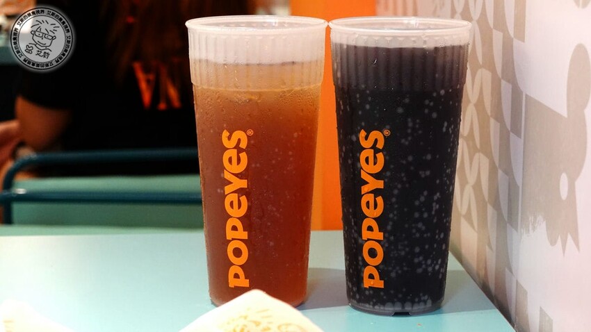 台北市中正區【 美式炸雞 】炸雞控必衝！美國超紅Popeyes炸雞插旗台北車站商圈，連碧昂絲、金卡戴珊都瘋狂熱愛的勁厚布