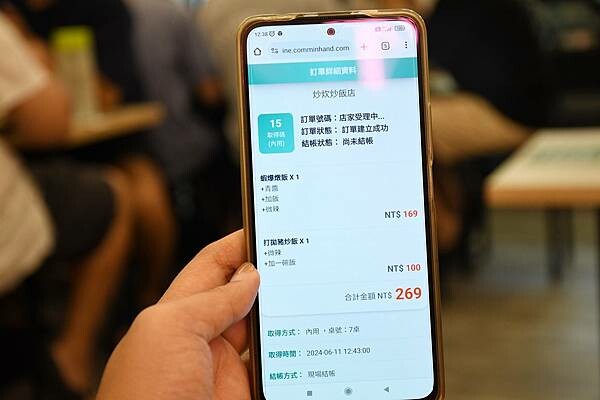 高雄市三民區加飯不加價，超級大份量！學生族群的最愛【炒炊小吃店（炒炊複合式餐廳）】高科大周邊不能錯過的高CP值美食